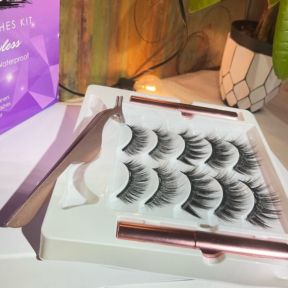 Magnetic eyelashes/EyeLiner Kit with tweezers, 5 Beauty Styles, Black - Picture 4 of 6